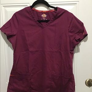Dickies Large scrub top
